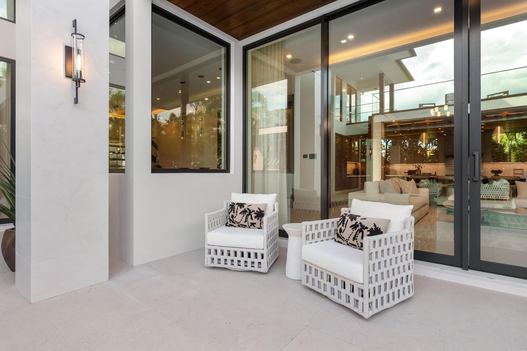 ROYAL PALM YACHT & COUNTR - Residential