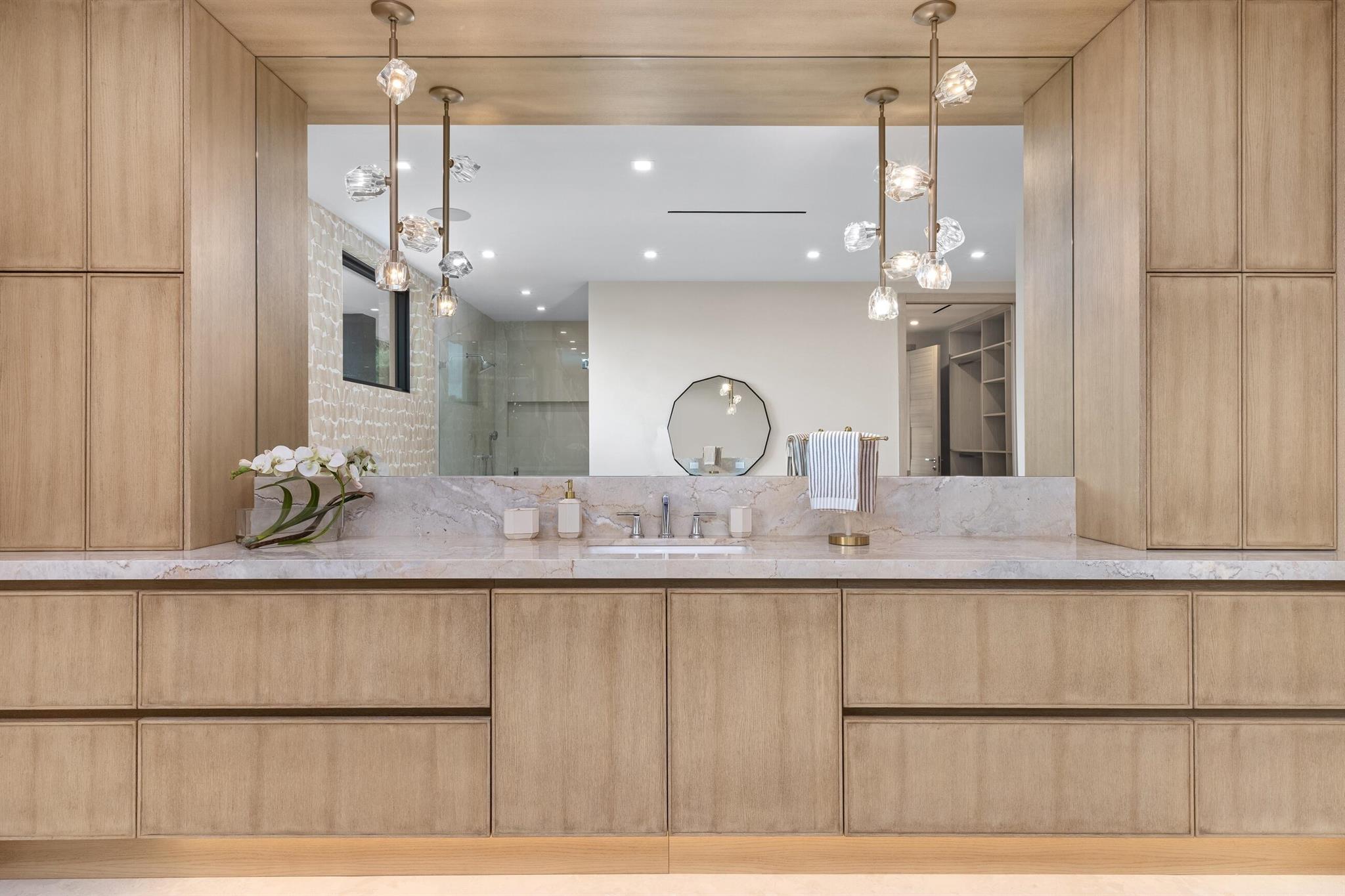 ROYAL PALM YACHT & COUNTR - Residential