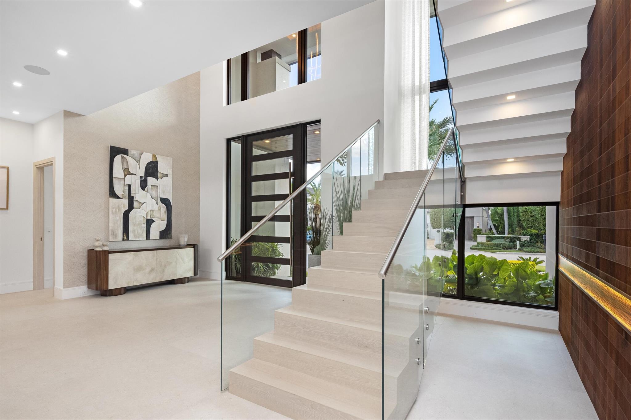 ROYAL PALM YACHT & COUNTR - Residential