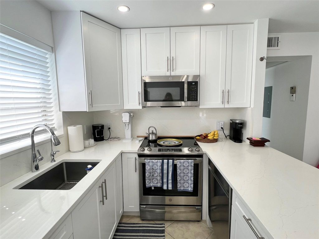 Photo of 548 Durham S #548, Deerfield Beach, FL 33442 (MLS # F10489560)