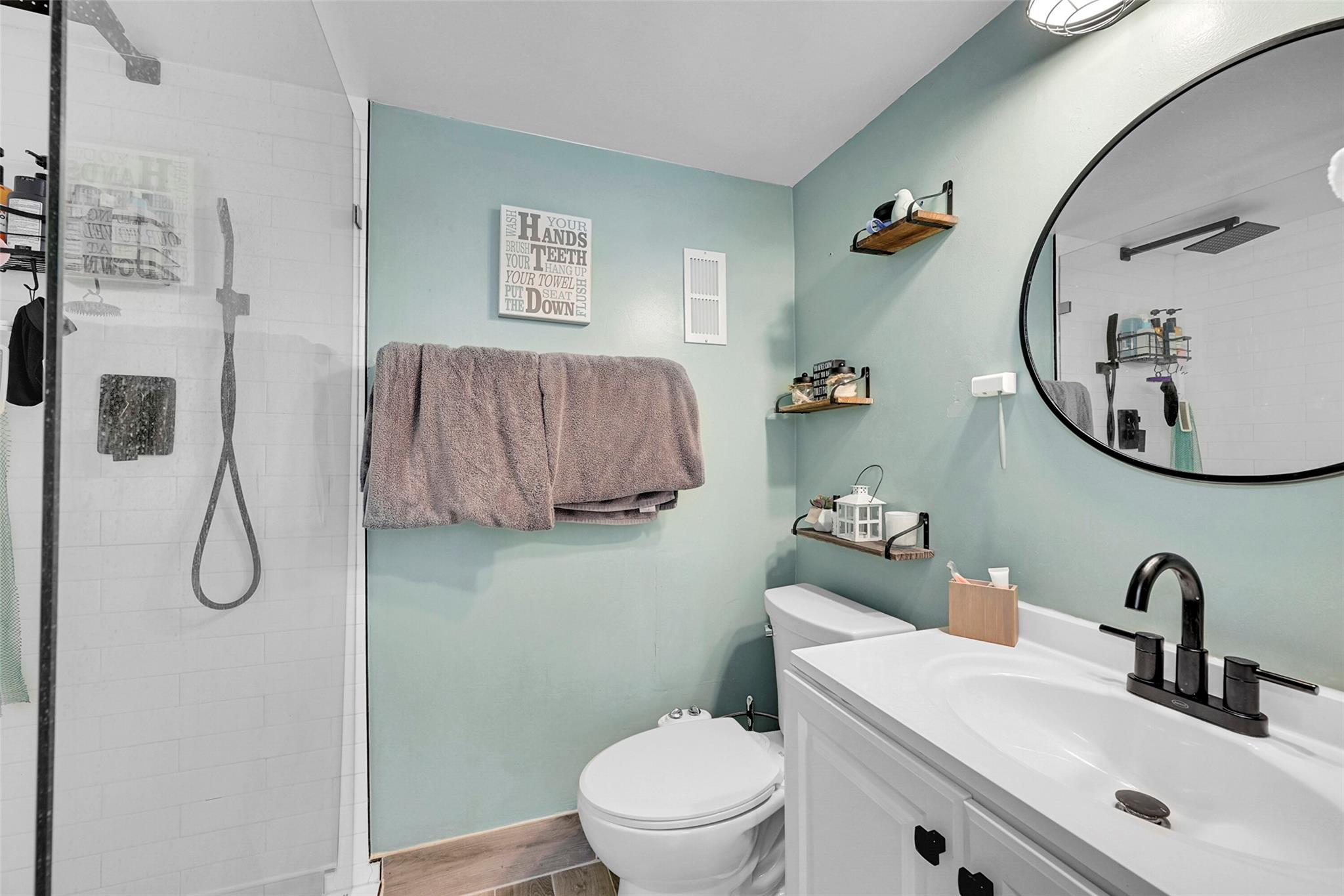 Jacaranda Heights - Residential