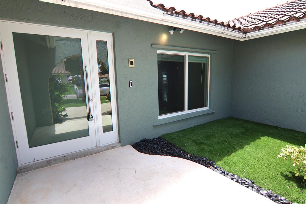 Photo of 23325 Lago Mar Circle, Boca Raton, FL 33433 (MLS # R11109647)