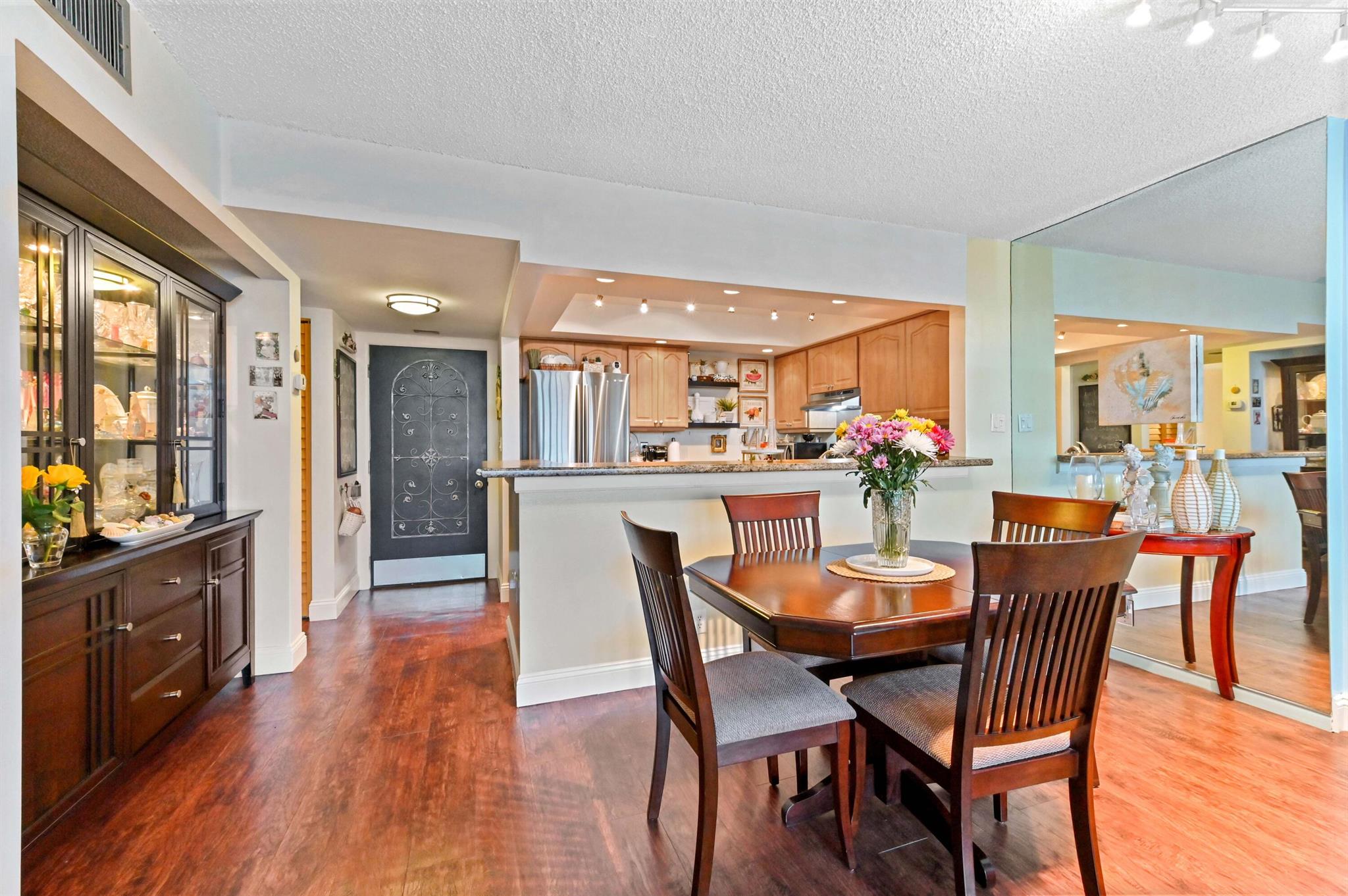 740 S Federal Highway 614