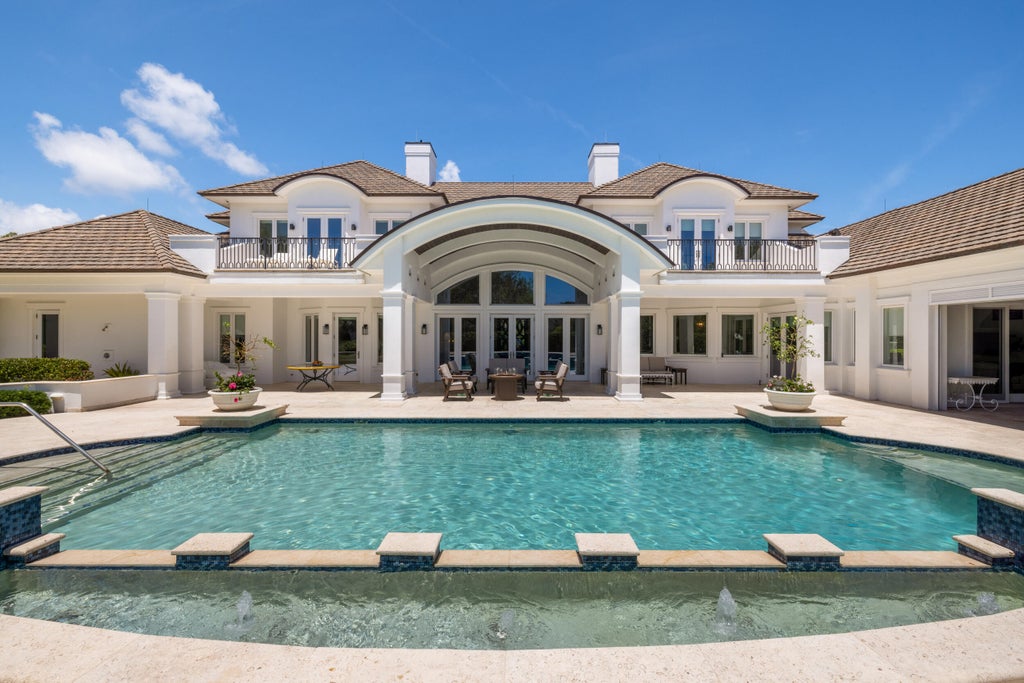 Photo of 17965 SE VILLAGE Circle, Tequesta, FL 33469 (MLS # B26082962)