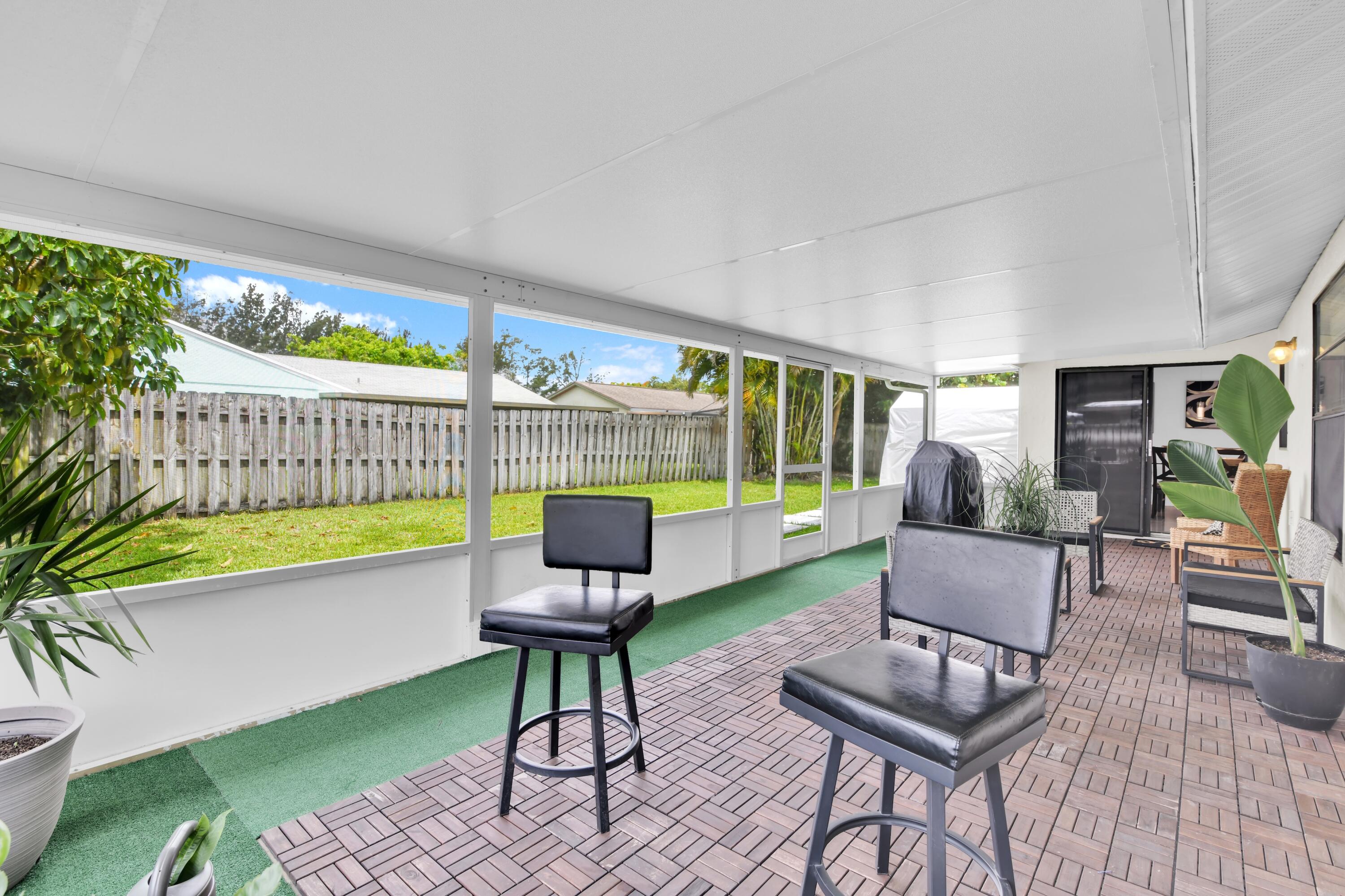 LE CHALET IV-B - Residential