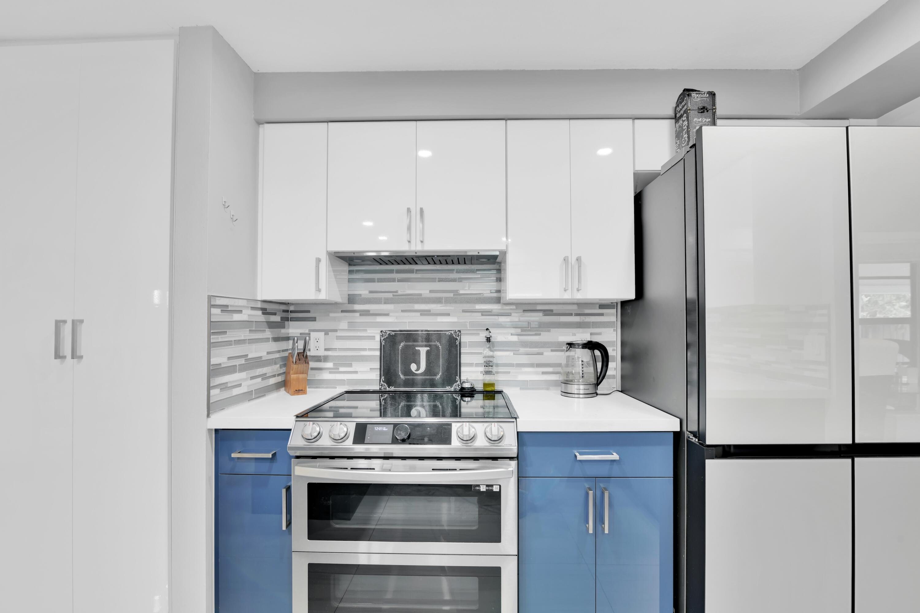 LE CHALET IV-B - Residential