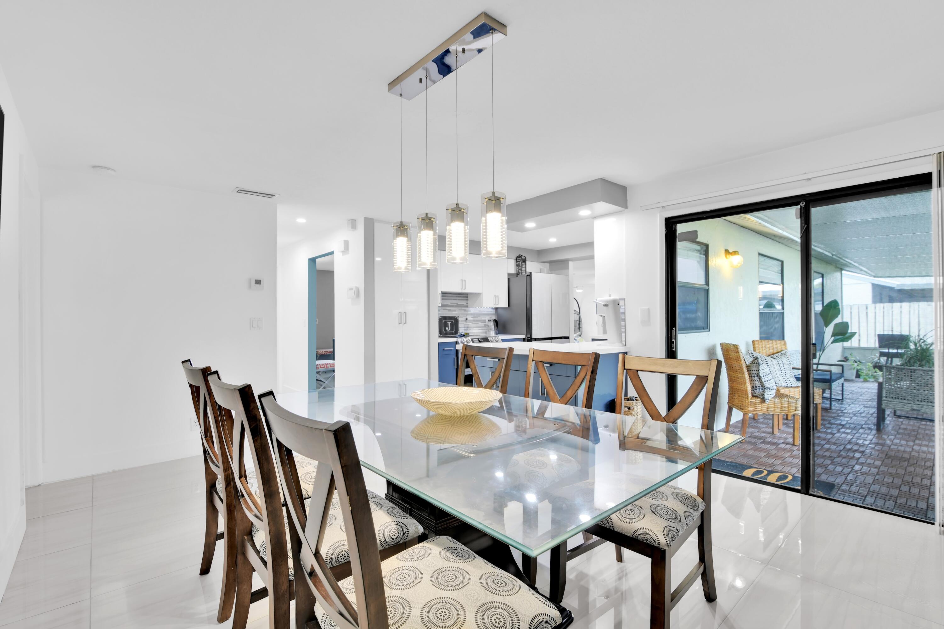 LE CHALET IV-B - Residential