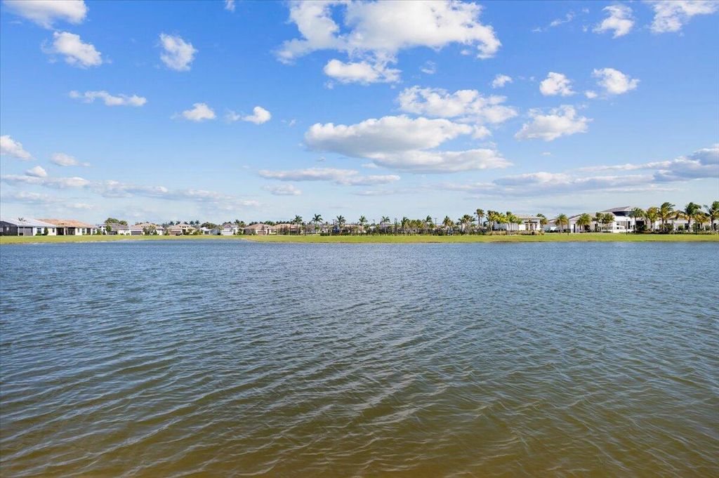 Photo of 15841 Key Biscayne Lane, Westlake, FL 33470 (MLS # R10958908)