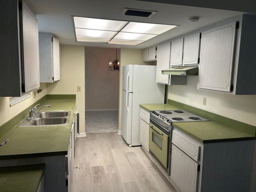 Photo of 4235 Hyacinth Circle N, Palm Beach Gardens, FL 33410 (MLS # R11144371)