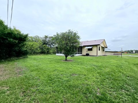 A home in Okeechobee