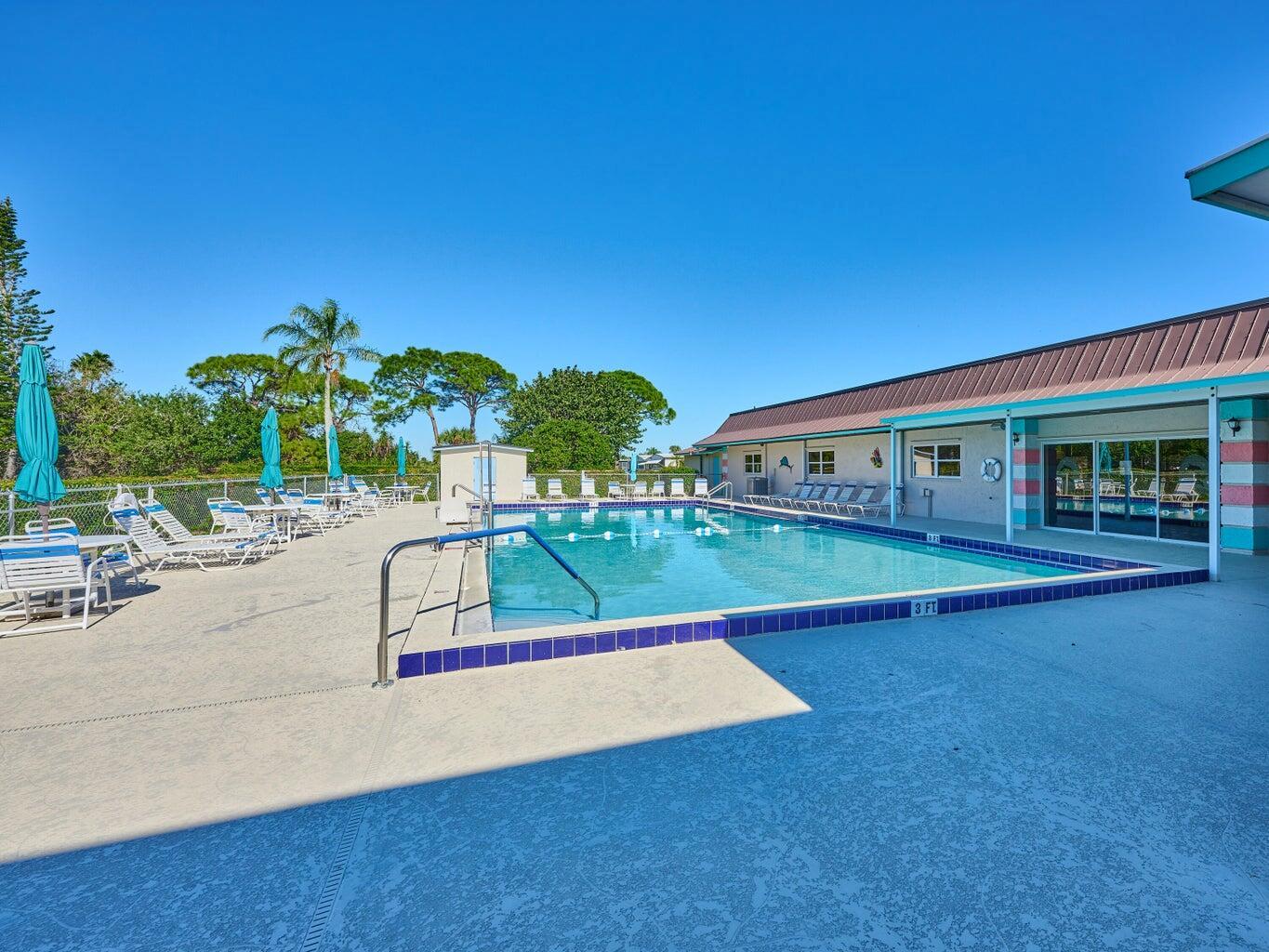 CAMBRIDGE AT HERITAGE RID - Residential