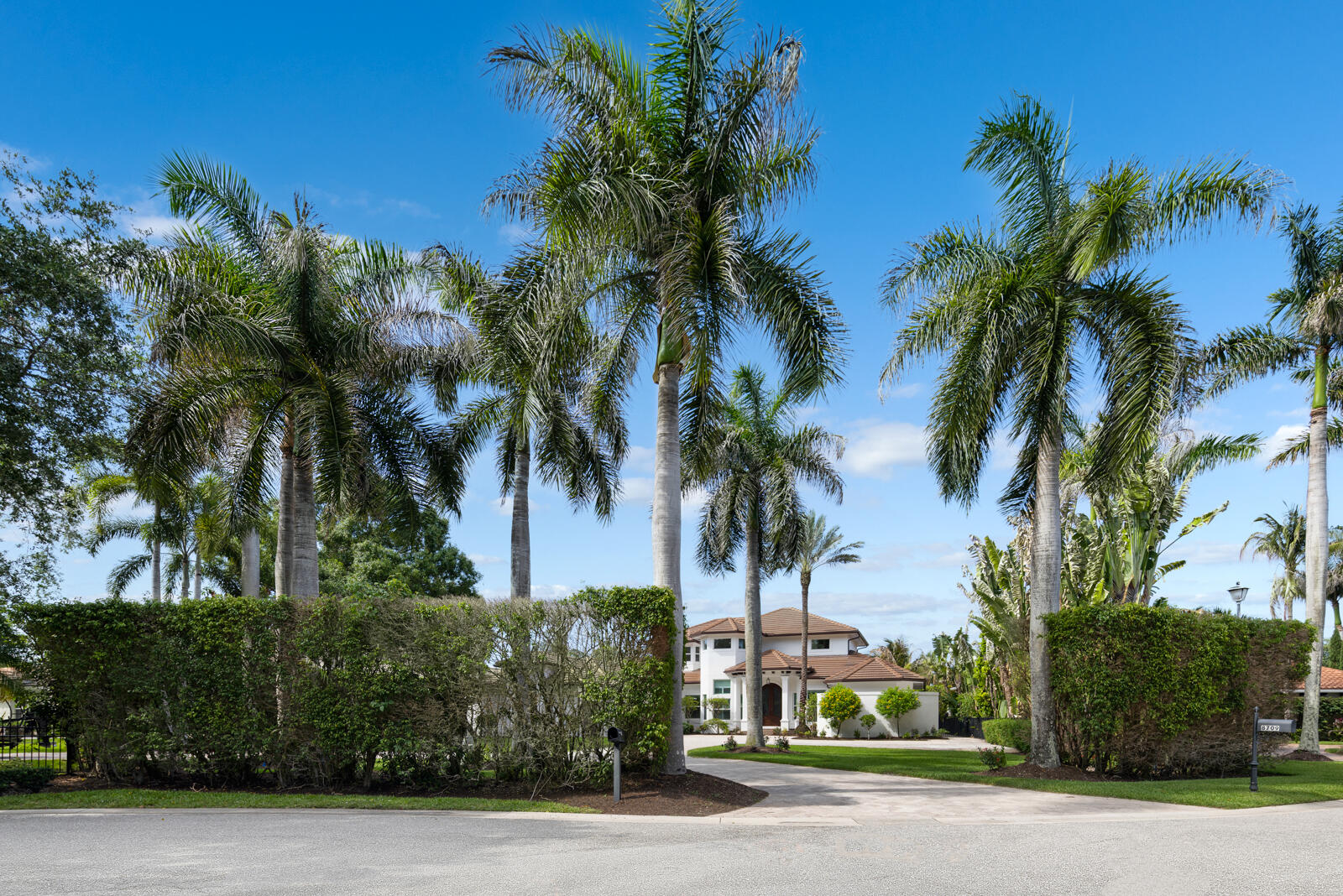 JUPITER RIVER ESTATES - Residential