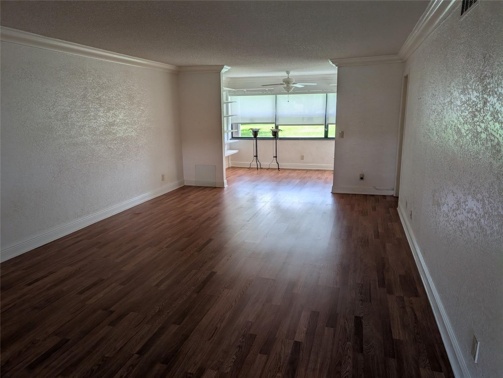 Sunrise Lakes 3 - Residential