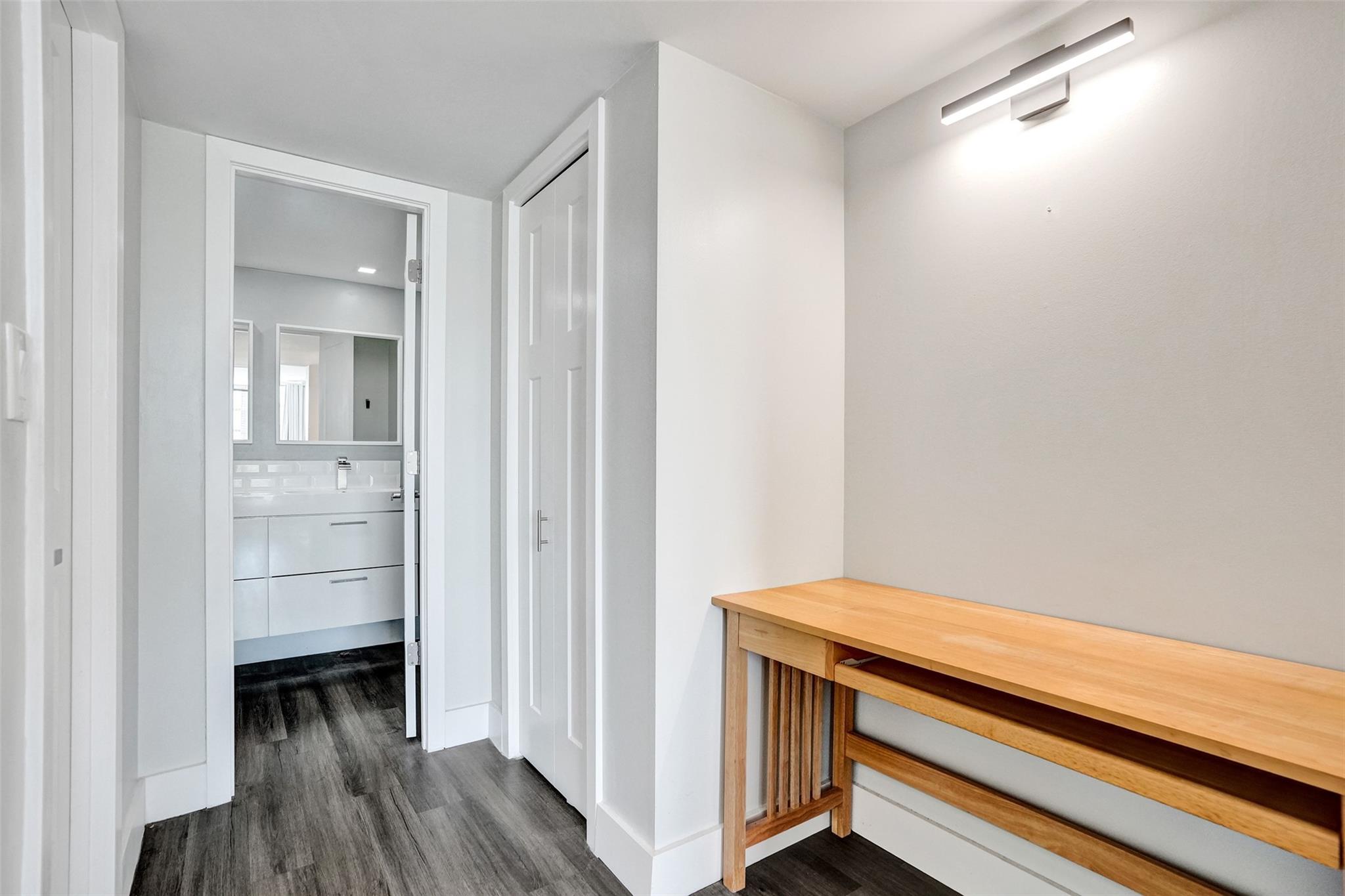 PALM-AIRE COUNTRY CLUB - Residential