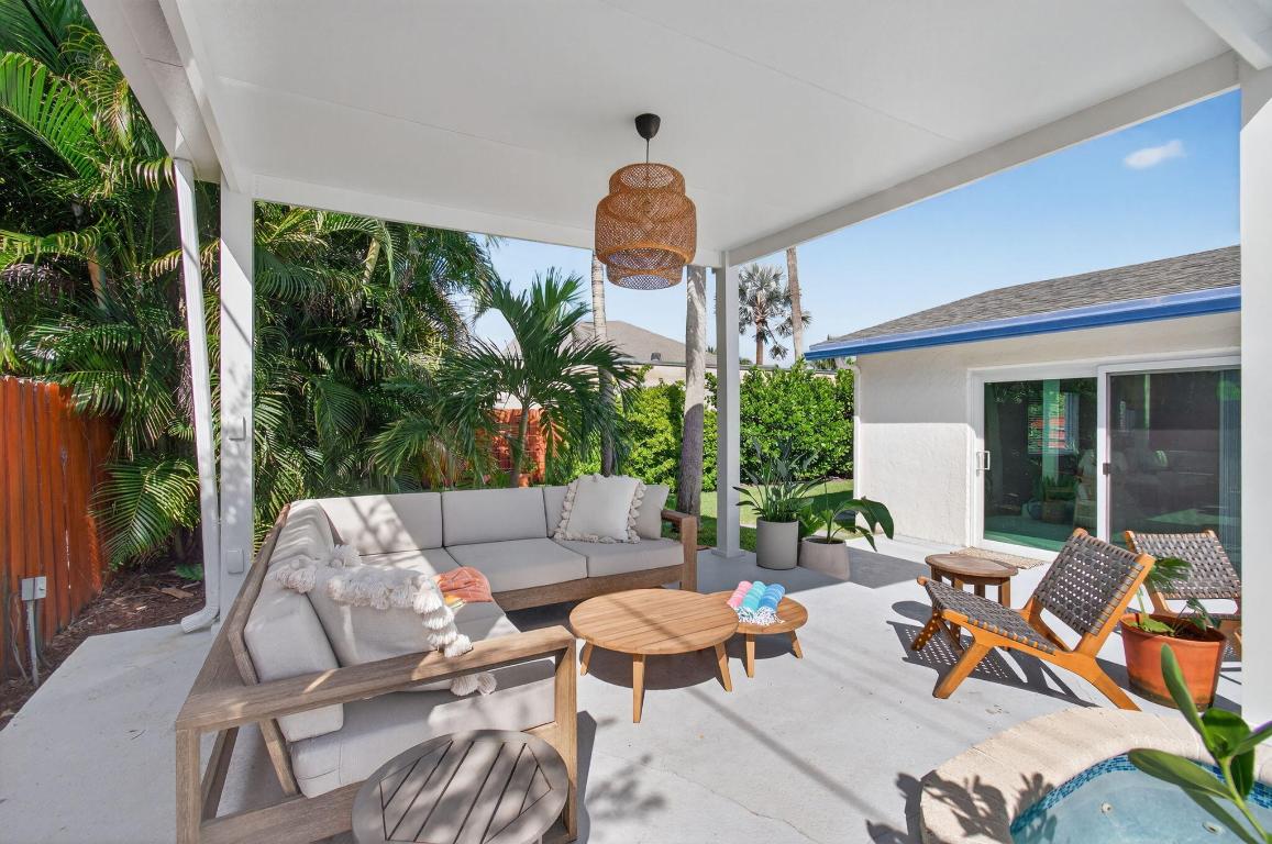 TROPIC PALMS 1 - Residential Lease