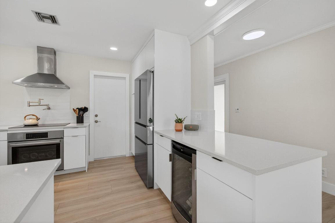 TROPIC PALMS 1 - Residential Lease