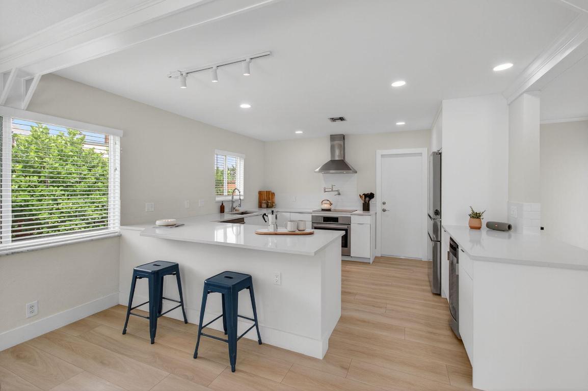 TROPIC PALMS 1 - Residential Lease