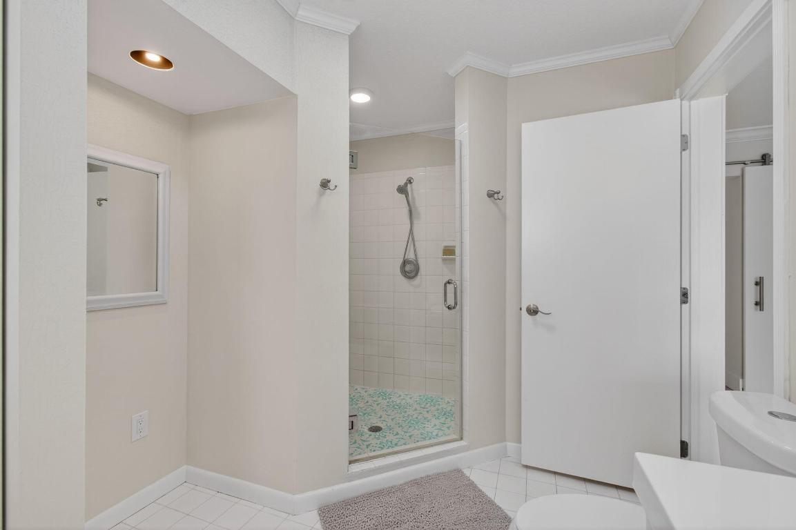 TROPIC PALMS 1 - Residential Lease