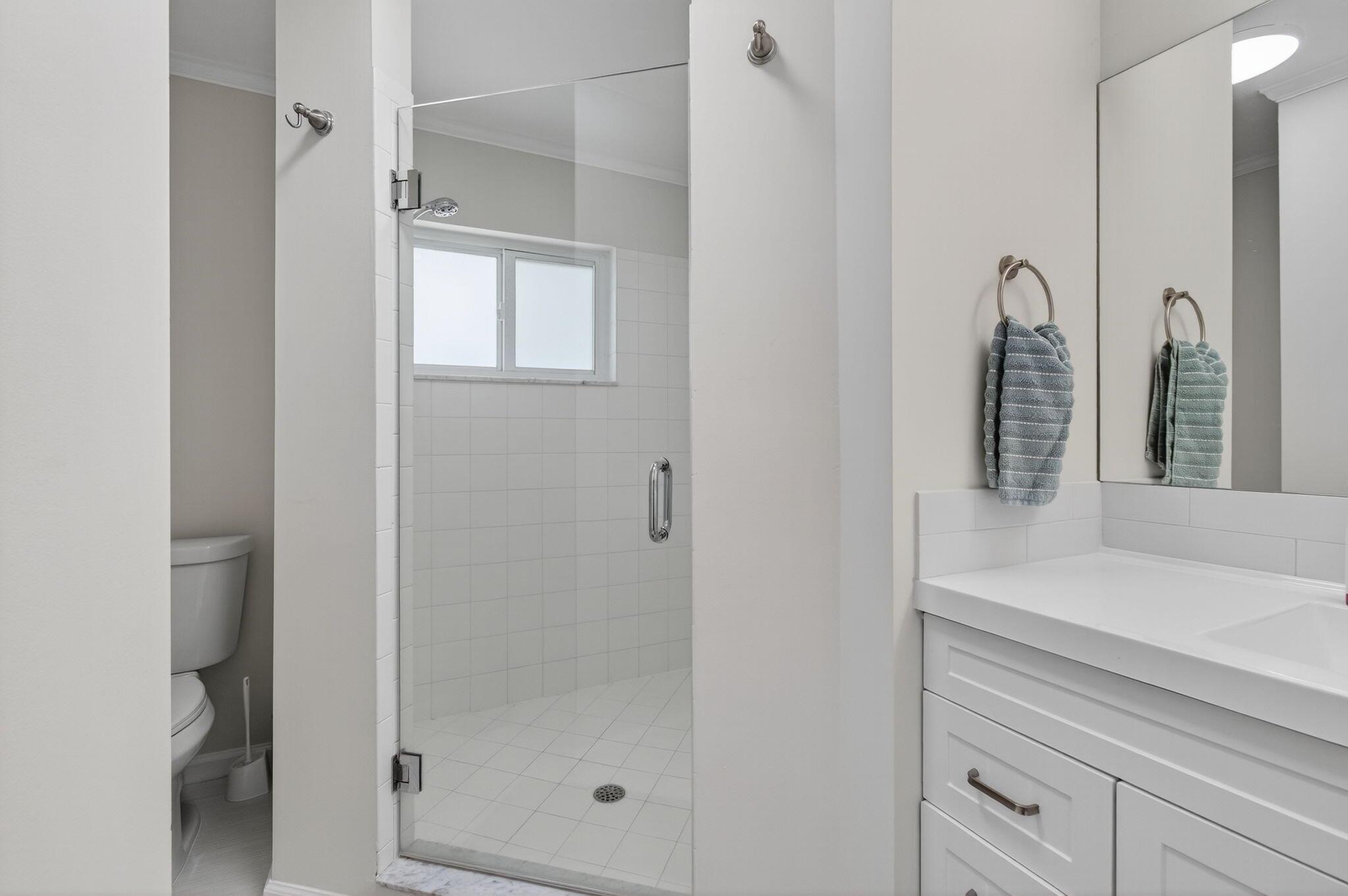 TROPIC PALMS 1 - Residential Lease