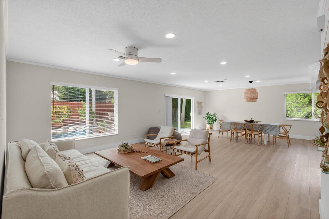 TROPIC PALMS 1 - Residential Lease