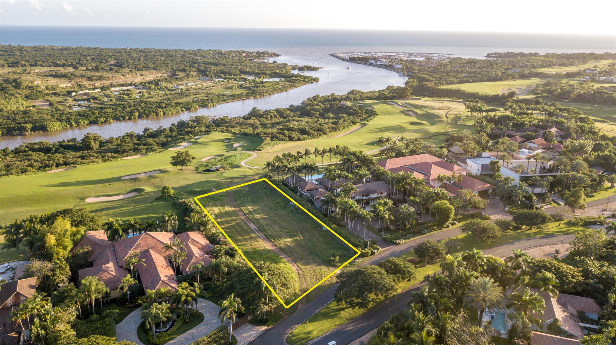 Vista Chavon in Casa de C - Land