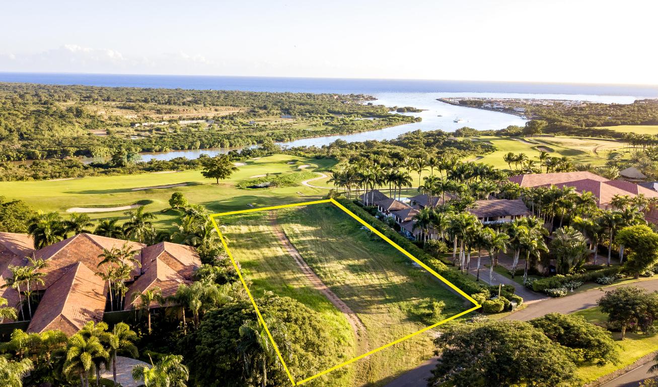 Vista Chavon in Casa de Campo, La Romana, Dominica - Land
