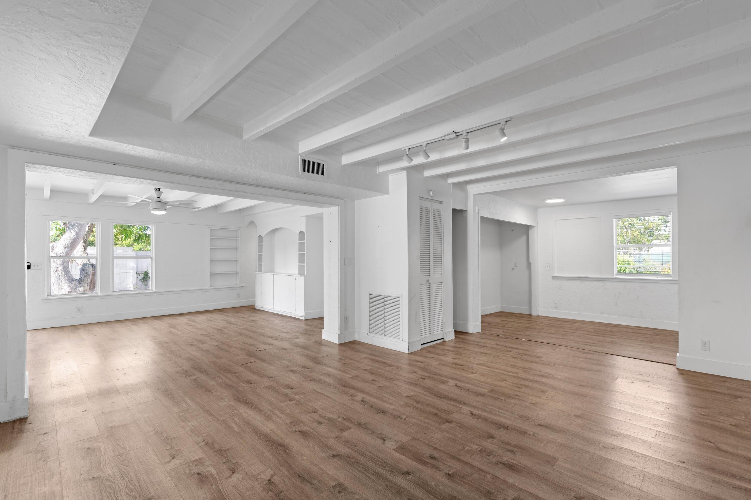 526 38TH Street