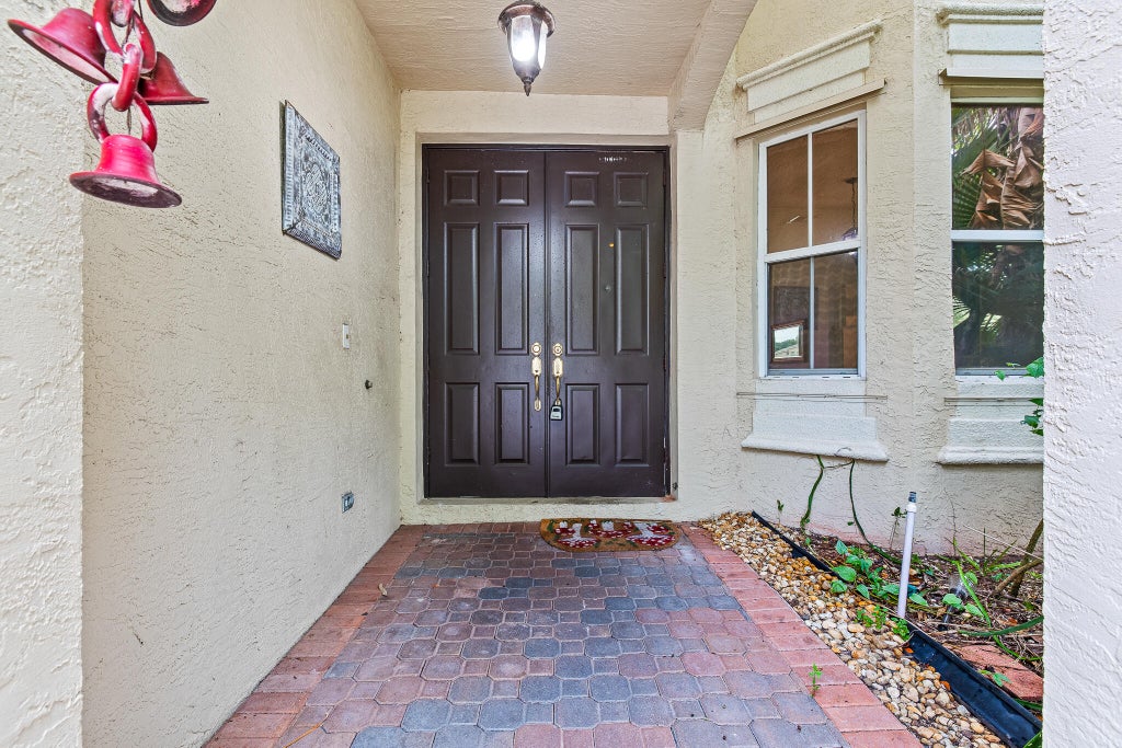 Photo of 4904 SW 164th Avenue, Miramar, FL 33027 (MLS # B26093174)