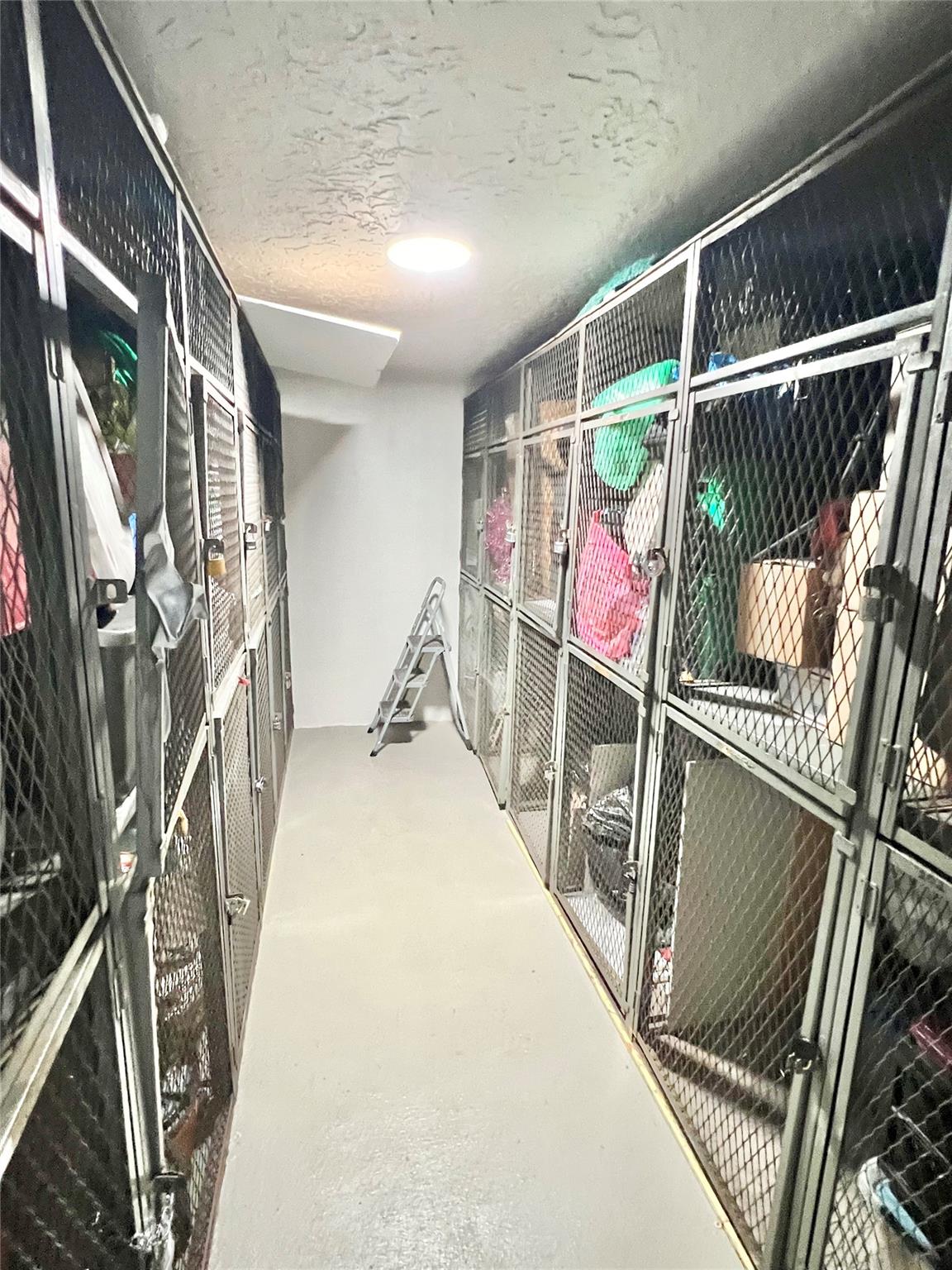 Pine Island Ridge Lagoon - Residential