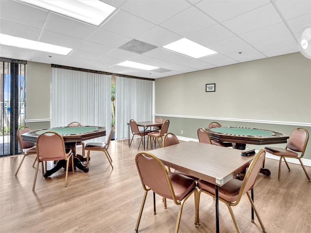 Pine Island Ridge Lagoon - Residential