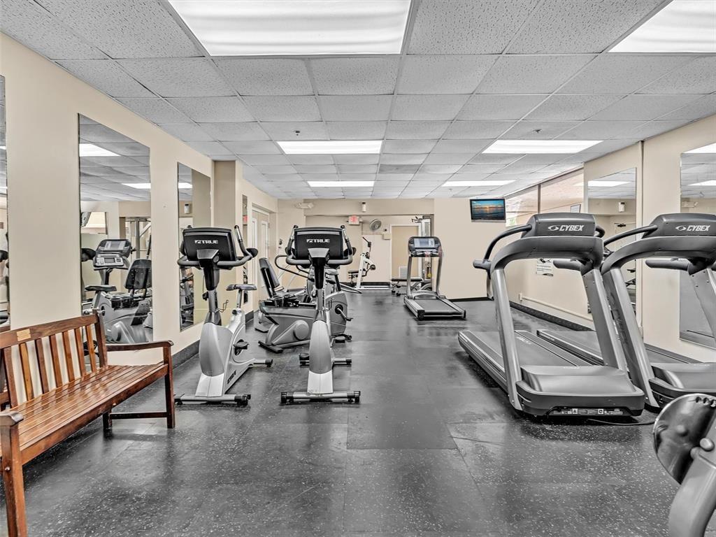 Pine Island Ridge Lagoon - Residential