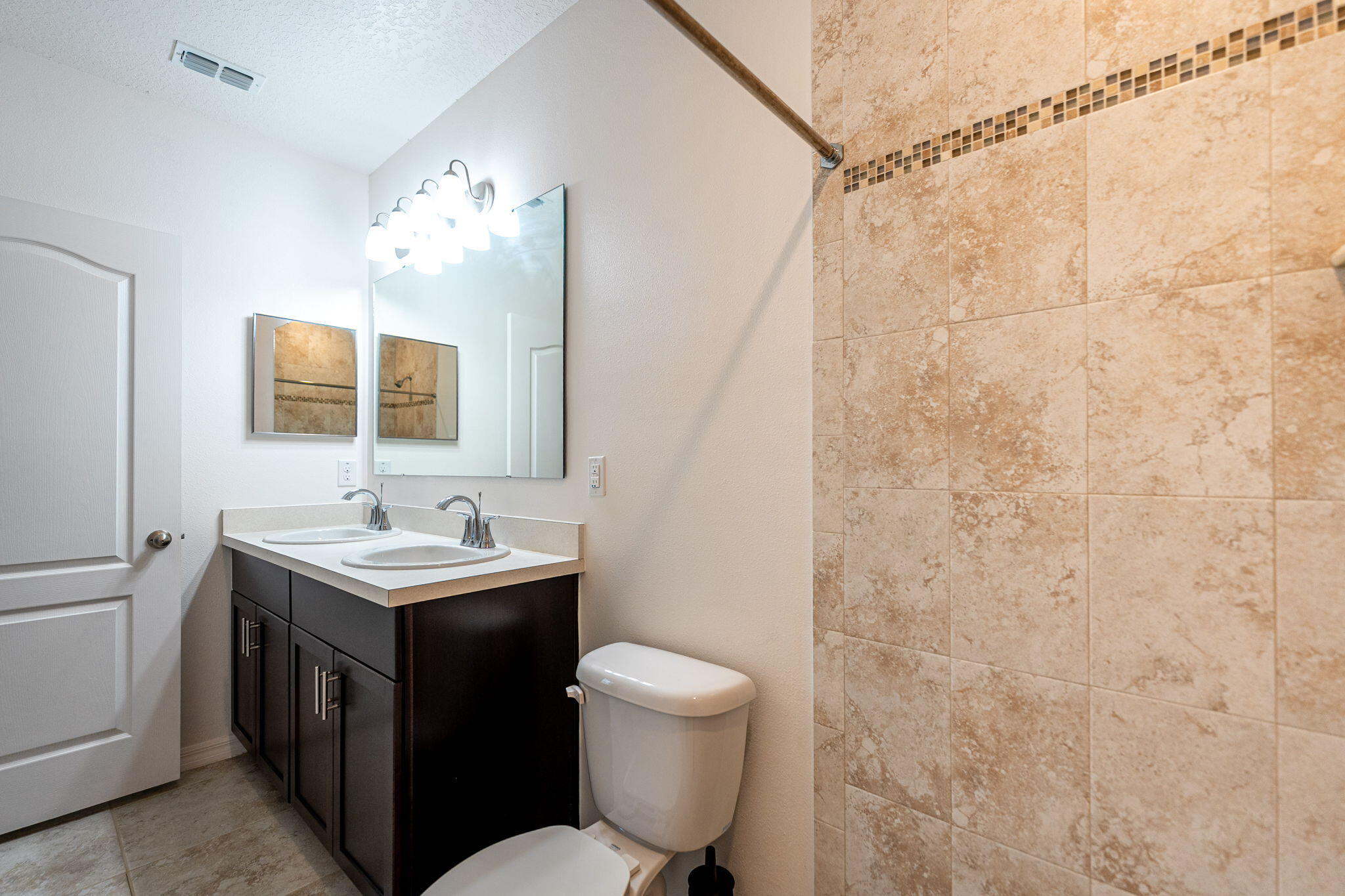 EASTPORT - Residential