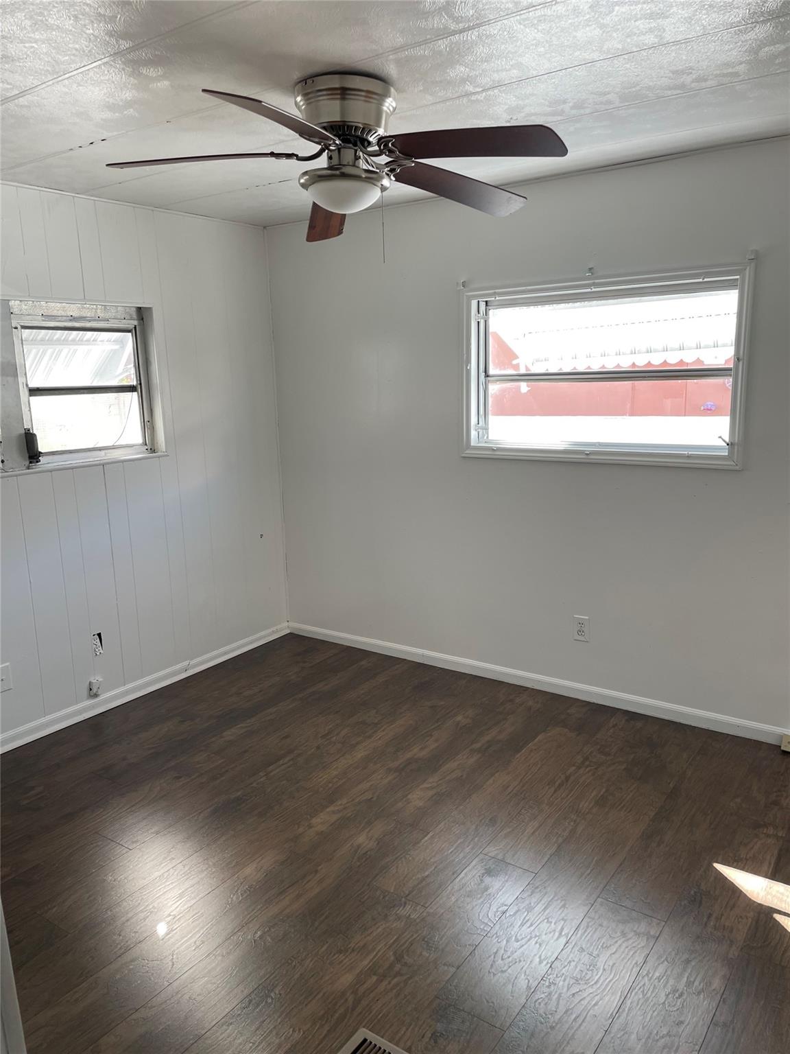 Ravenswood Estates & Mari - Residential