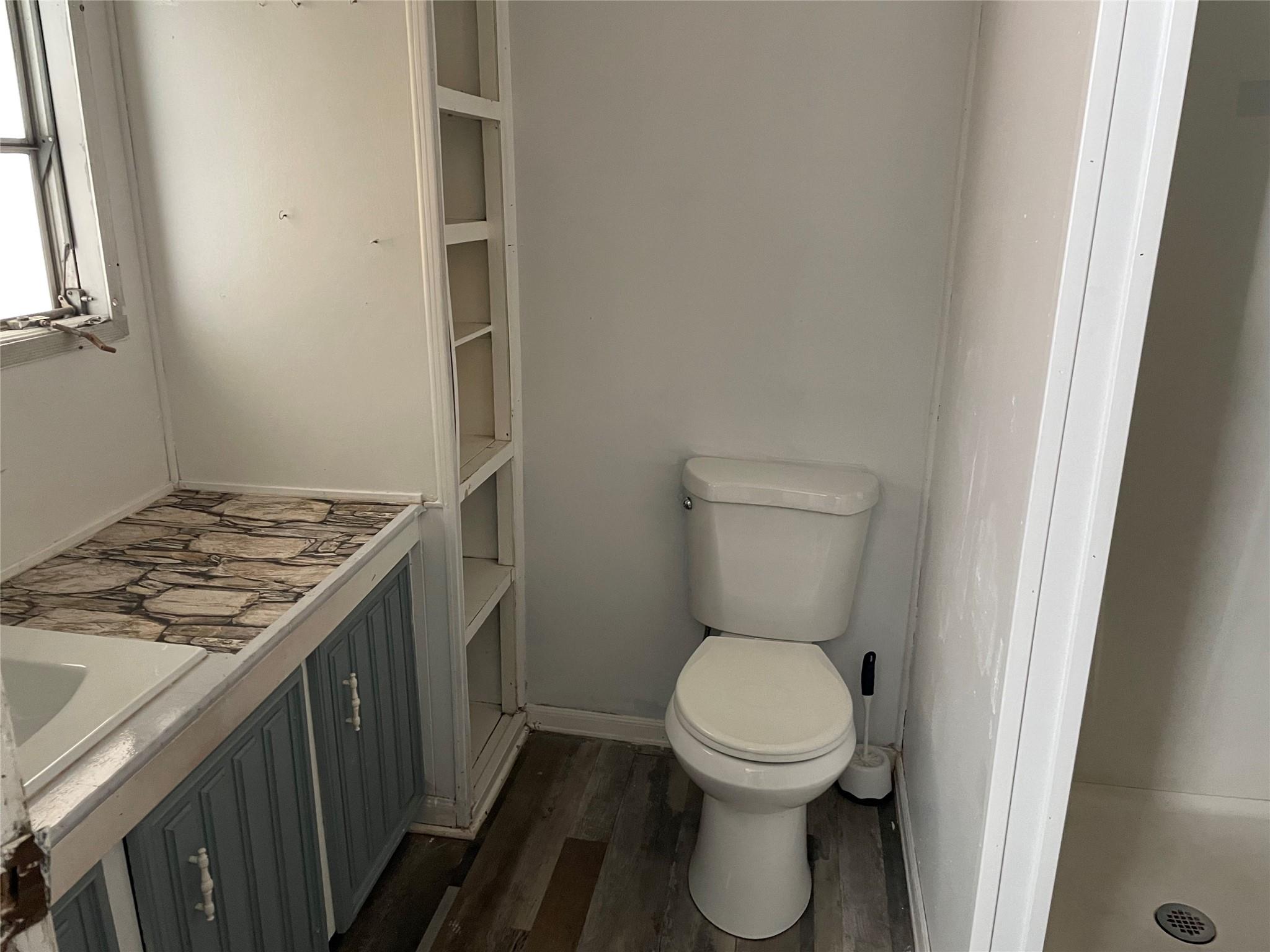 Ravenswood Estates & Mari - Residential