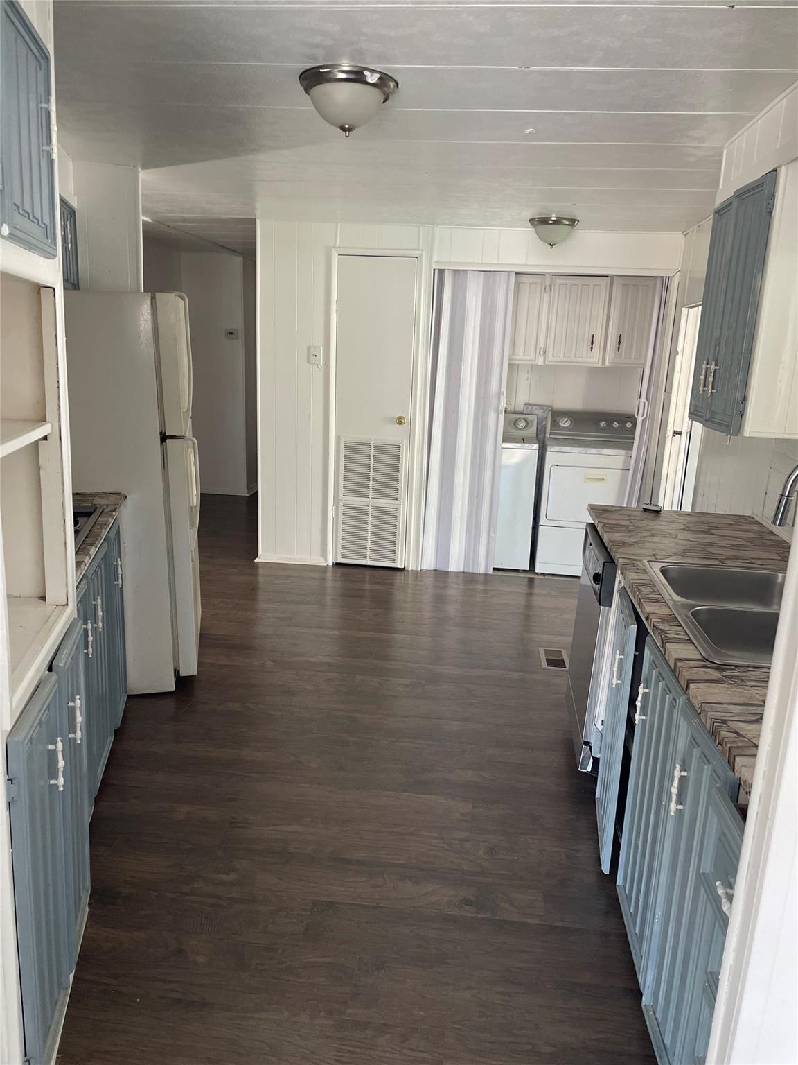 Ravenswood Estates & Mari - Residential