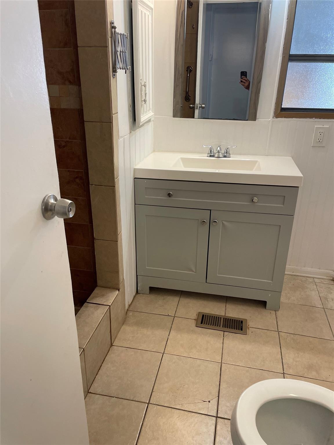 Ravenswood Estates & Mari - Residential