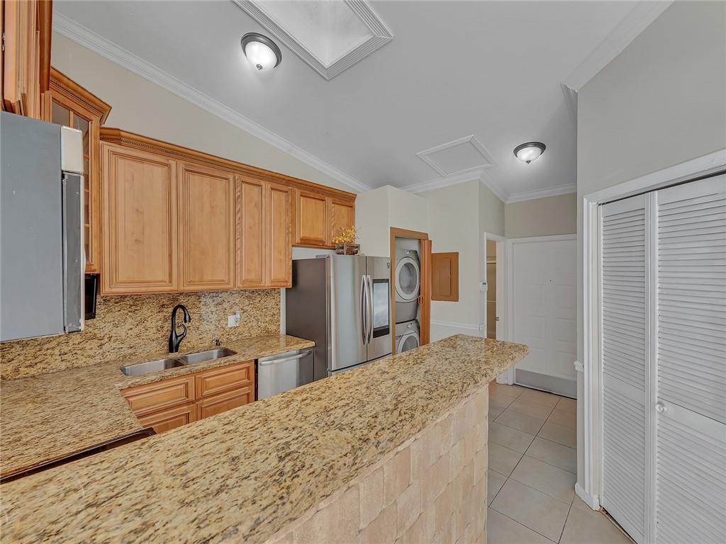 Villager Townhomes - Residential