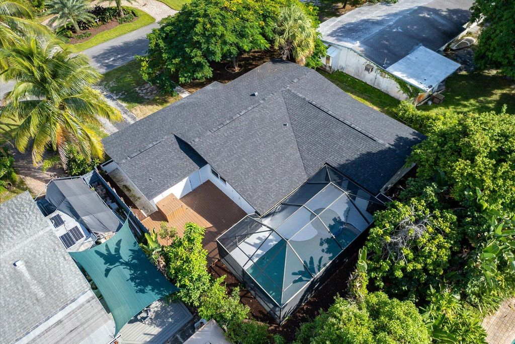 Photo of 937 NE 25th Avenue, Pompano Beach, FL 33062 (MLS # R11136576)