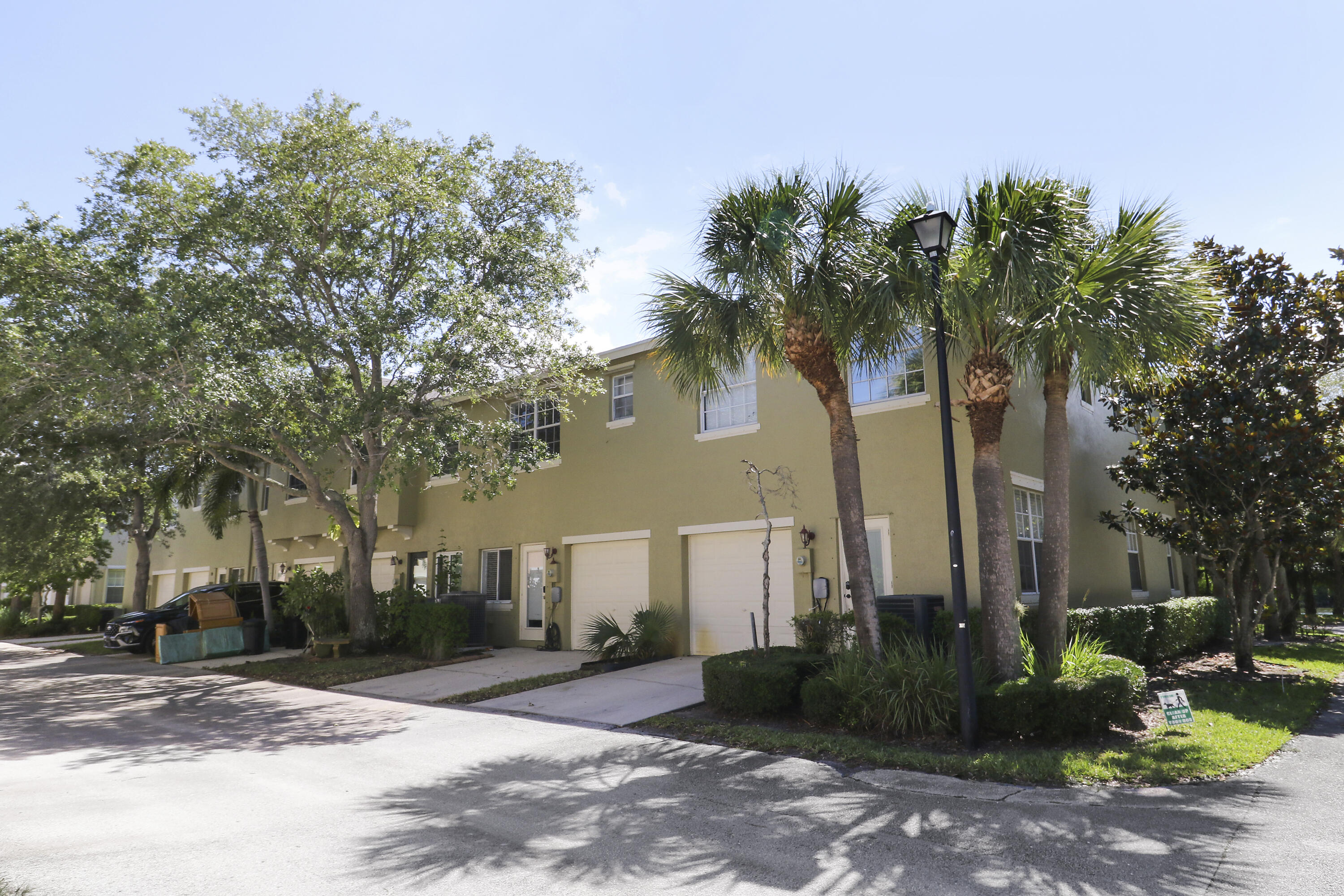 EAST LAKE VILLAGE NO 3 - Residential