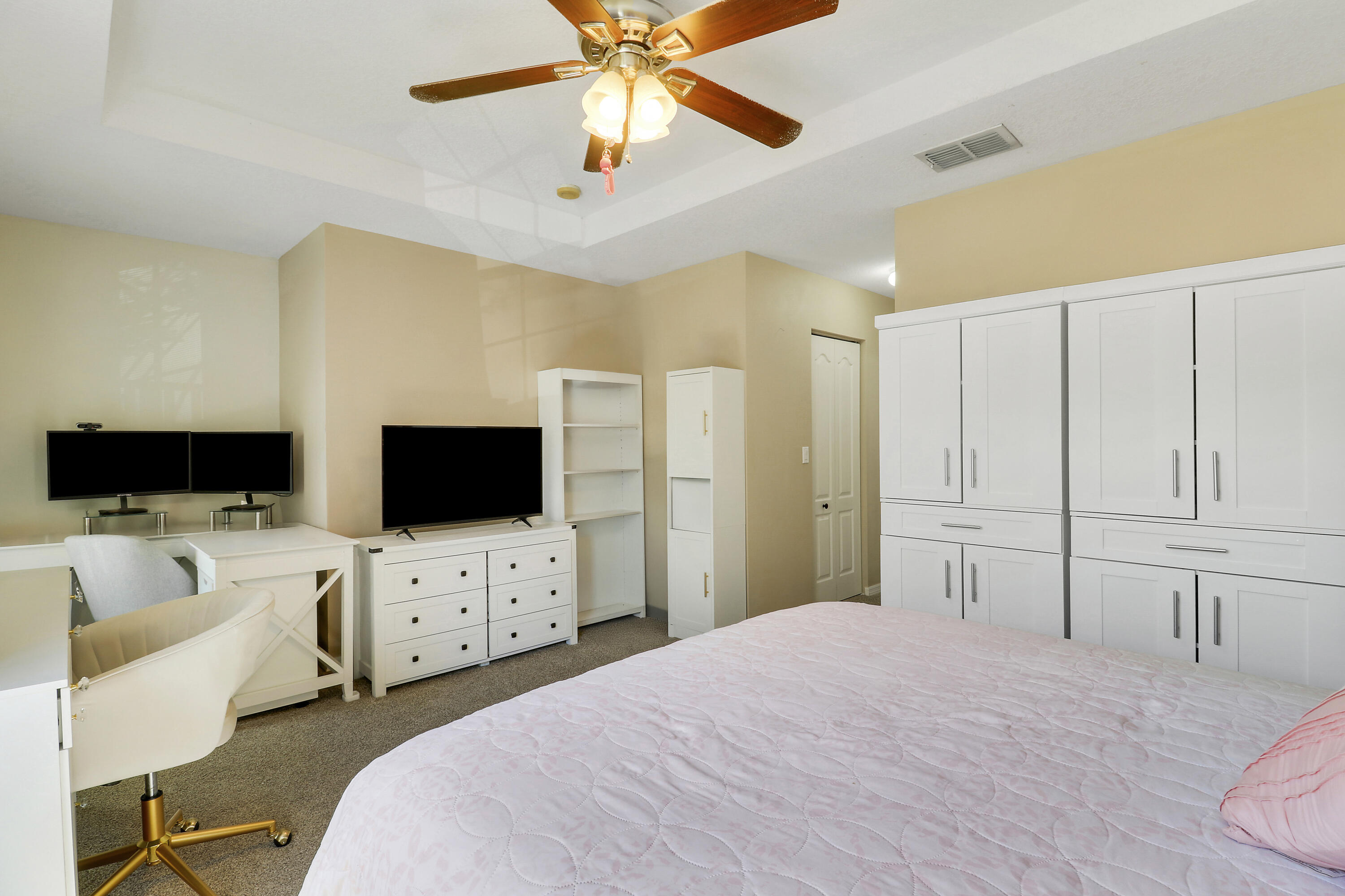 EAST LAKE VILLAGE NO 3 - Residential
