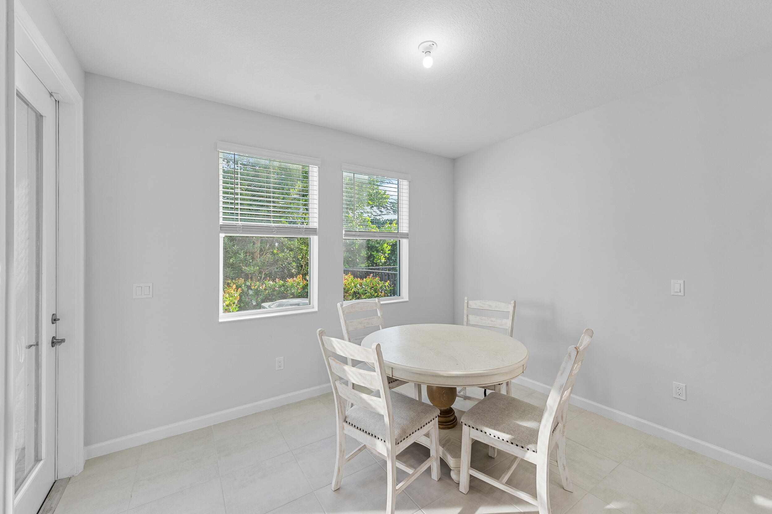 CROSSINGS OF WESTLAKE - Residential