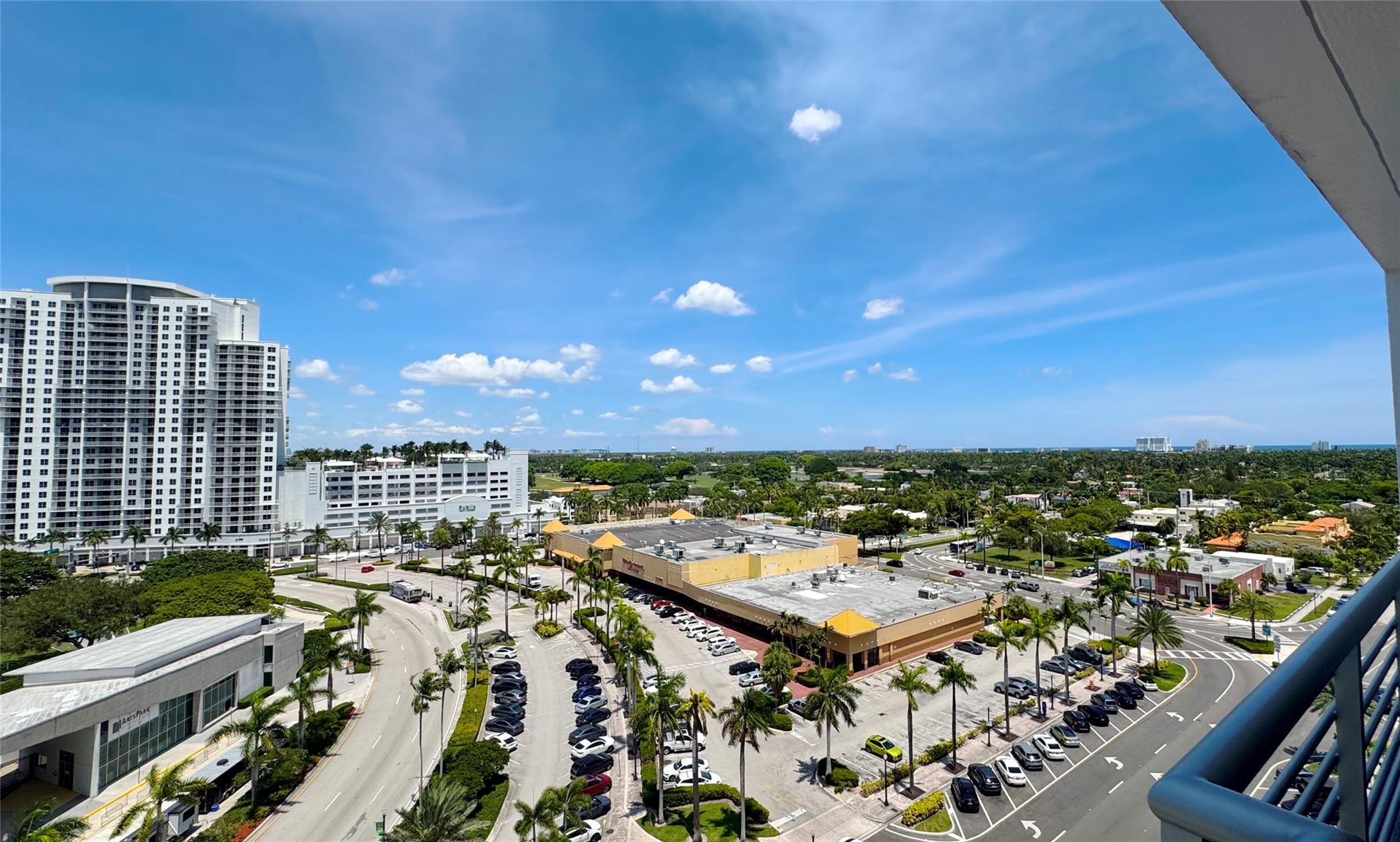 1720 Harrison St 11H