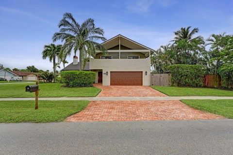 Photo of 1330 NW 78TH Avenue, Plantation, FL 33322 (MLS # B26082564)