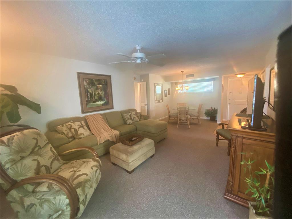 COLONIAL CLUB CONDO SEC 2 - Residential