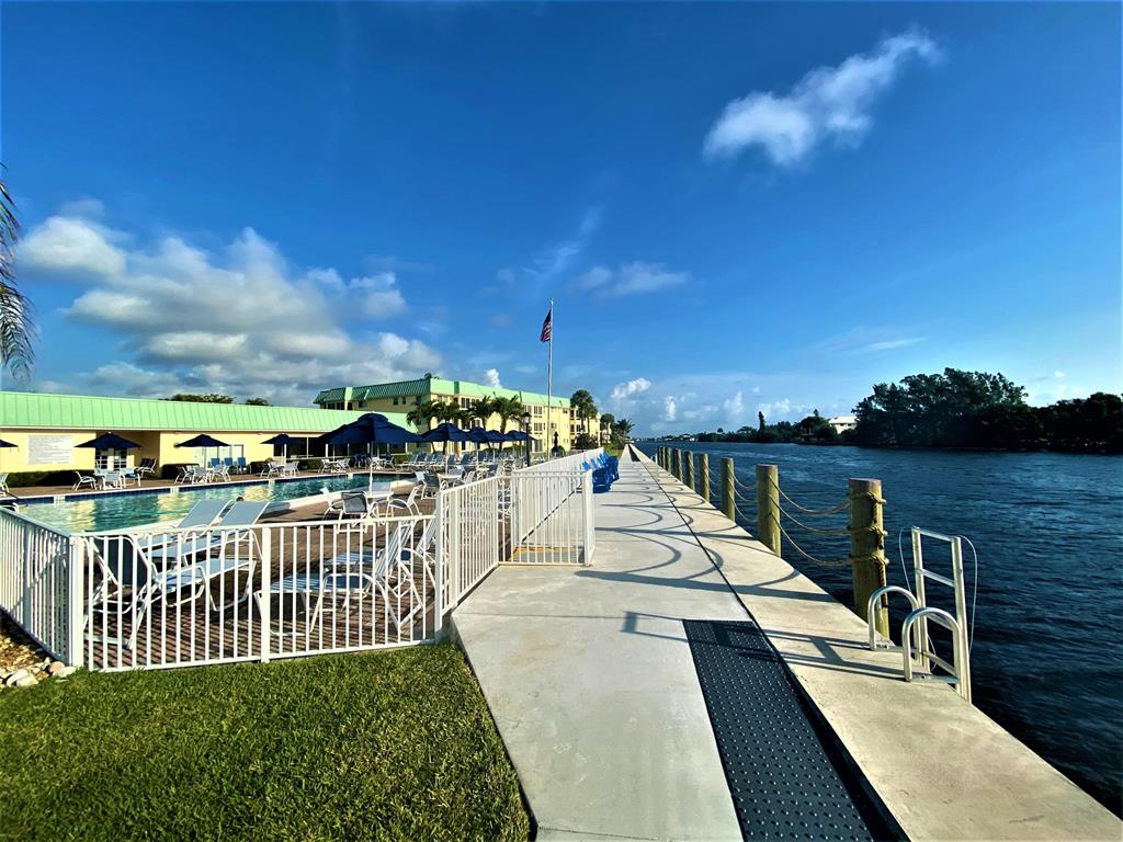 COLONIAL CLUB CONDO SEC 2 - Residential