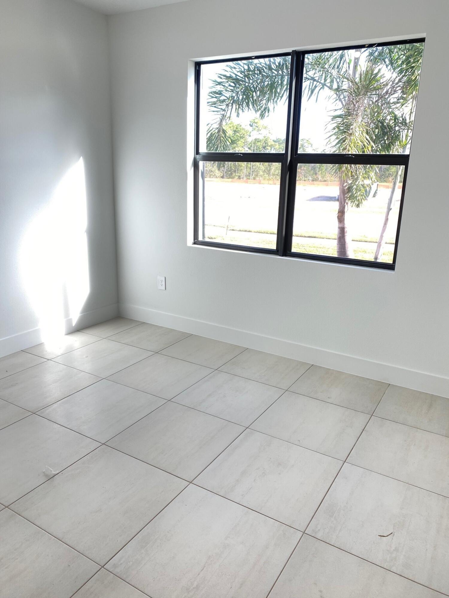 6950 SE Park Trace Drive