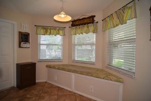 PALM LAKE PARK - Residential