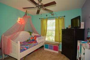 PALM LAKE PARK - Residential