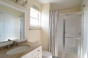 PALM LAKE PARK - Residential