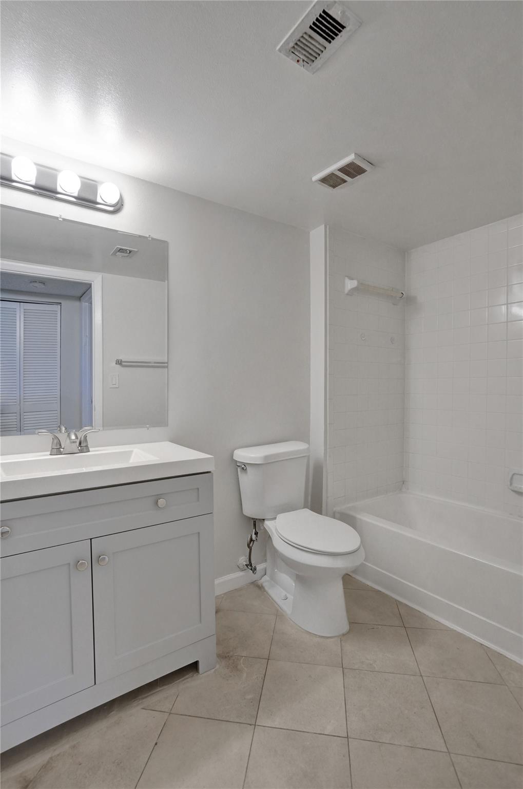 Summerbreeze Condo - Residential Lease